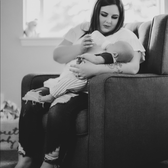 Meet your posher! - Picture 2 of 3